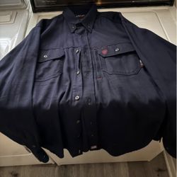 Ariat FR vented Long Sleeve Shirt