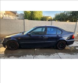 2002 BMW 325i