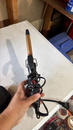 Curly iron