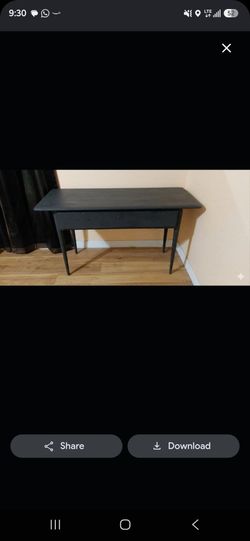 Vanity w/ stool and large mirror
