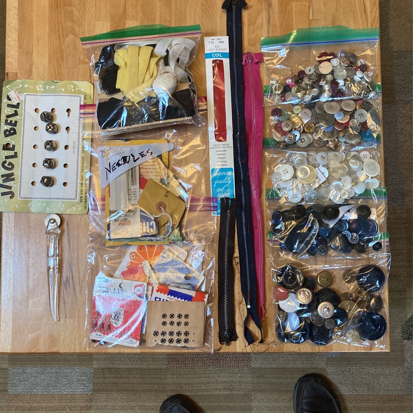 Seamstress repair multiple items