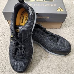 KEEN Utility Footwear 11.5 wide