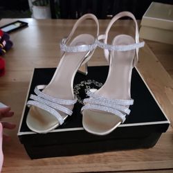 I. Miller Womens Vanny Heeled Sandals