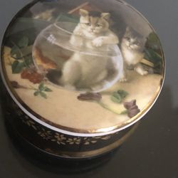 Falcon Stafford shire Rare Trinket Box 