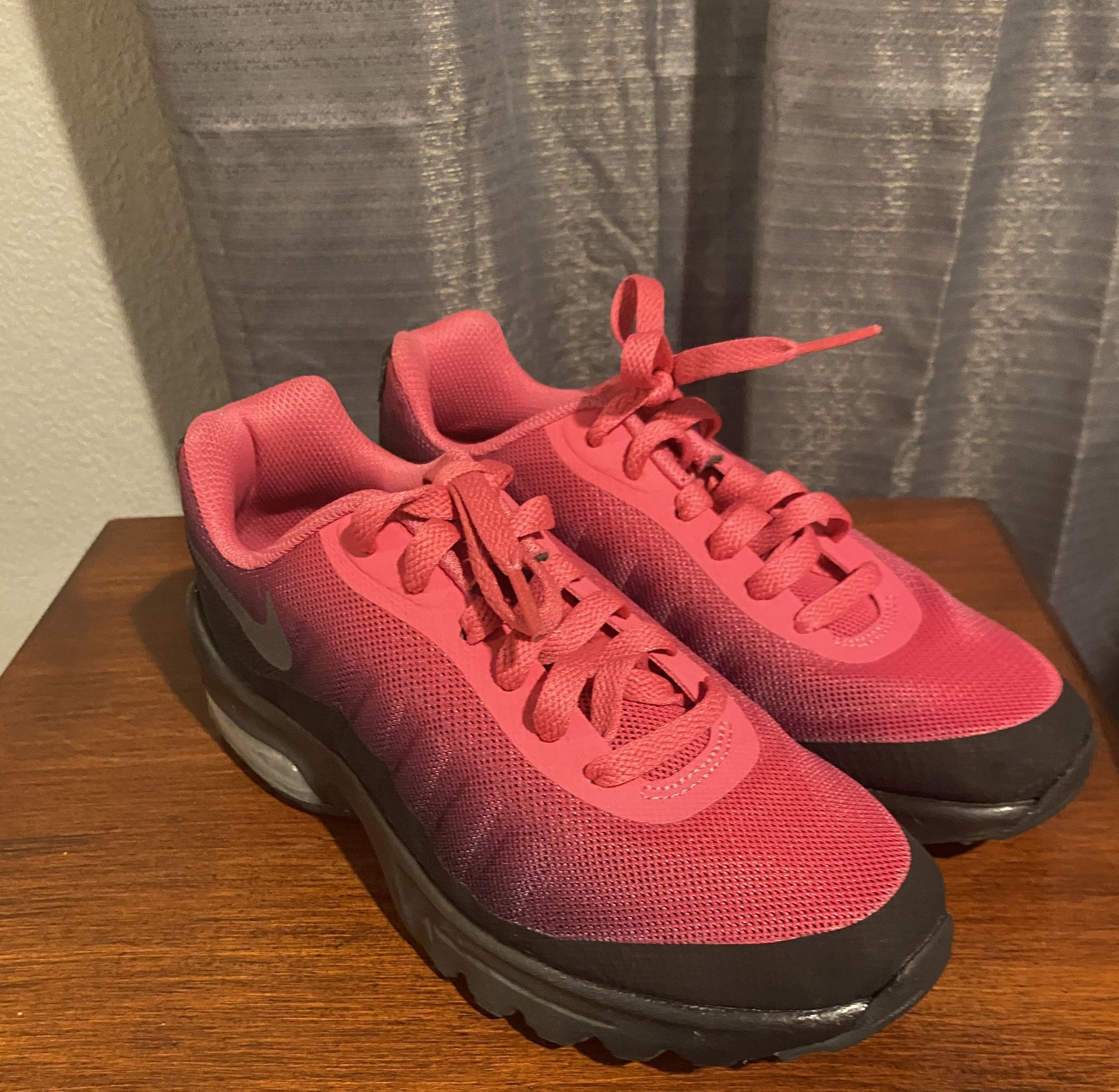 Nike Air Girls Youth Shoes Sneakers Size 4y Youth Pink Black Lace Up CZ4193-002