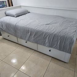 HEMNES
Daybed frame with 3 drawers, white, Twin