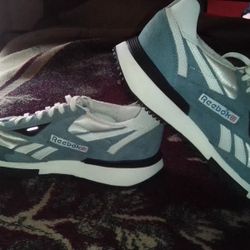 Reebok Sz 9.5 Men