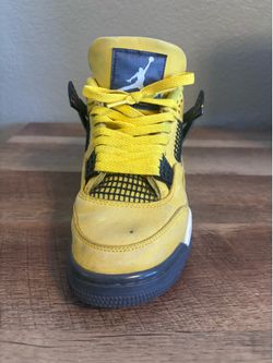 Jordan 4s