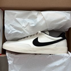 NIB Nike Killshot 2 white black 11M