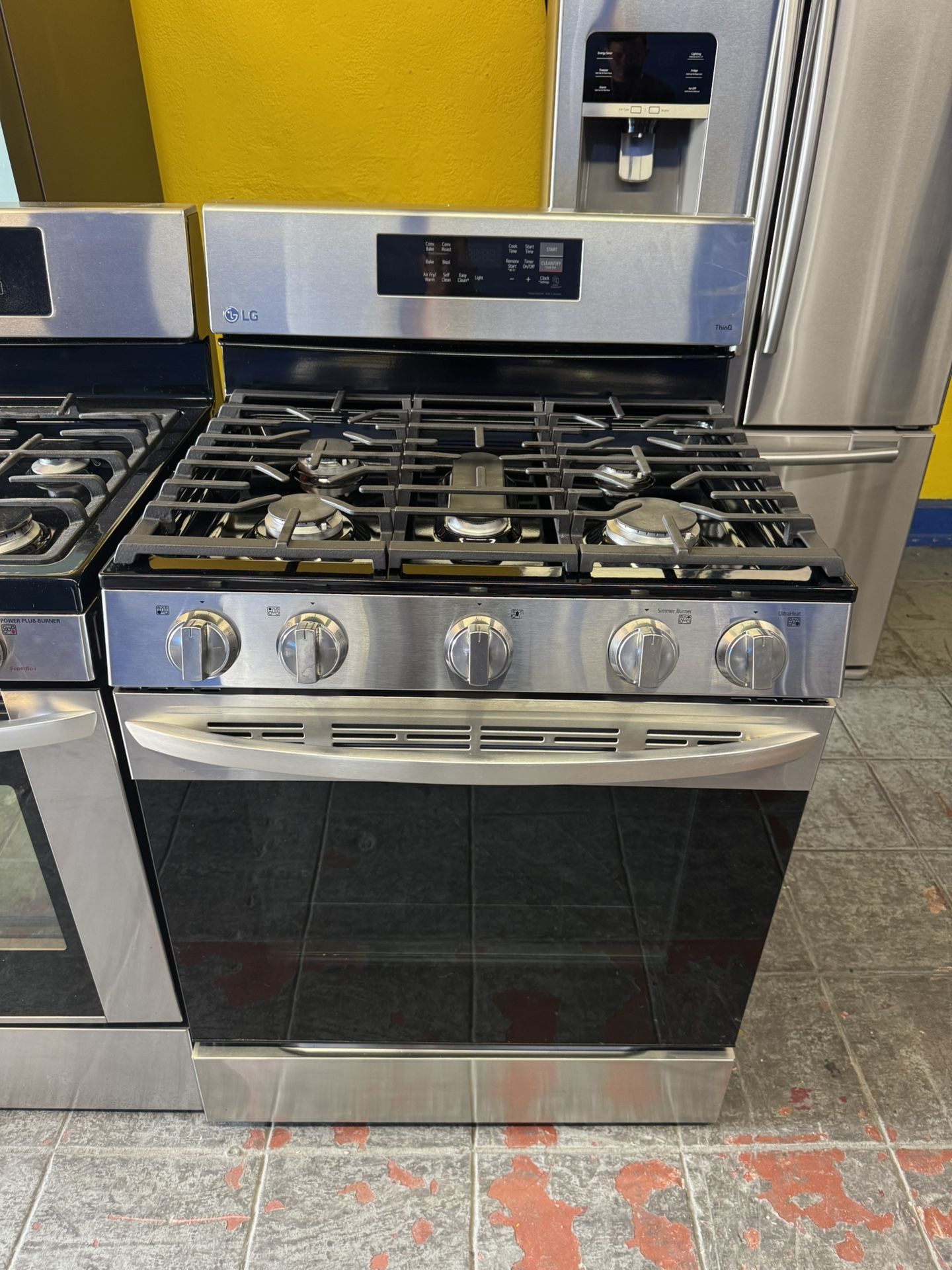 LG Stove