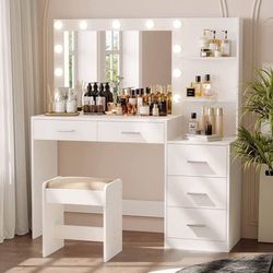 ✌️ Rovaurx 46.7" Makeup Vanity Table with Lighted Mirror, Large Vanity Desk with Storage Shelf & 5 Drawers, Bedroom Dressing Table, 11 LED Lights
