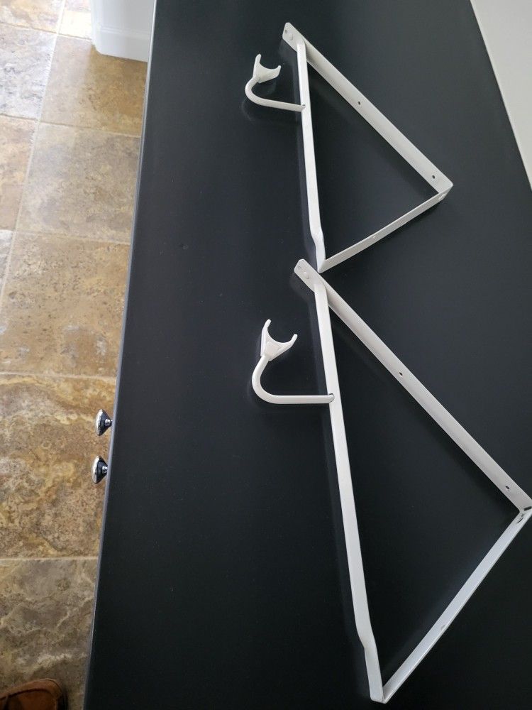 Heavy Duty Shelf Bracket And Rod Support