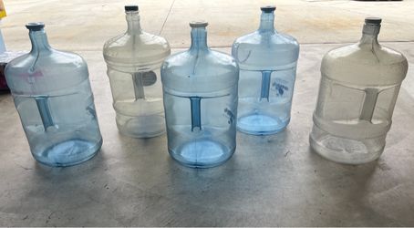 5 Gallon Water Bottles with cap (set of 5)