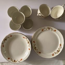 Hall’s Autumn Leaf Dinnerware