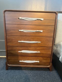 Rockford 5-Drawer Chest，$450
