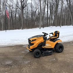 Cub Cadet XT2 Enduro 42” Mower