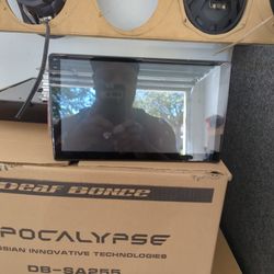 10 Inch Flat Screen Car Deck