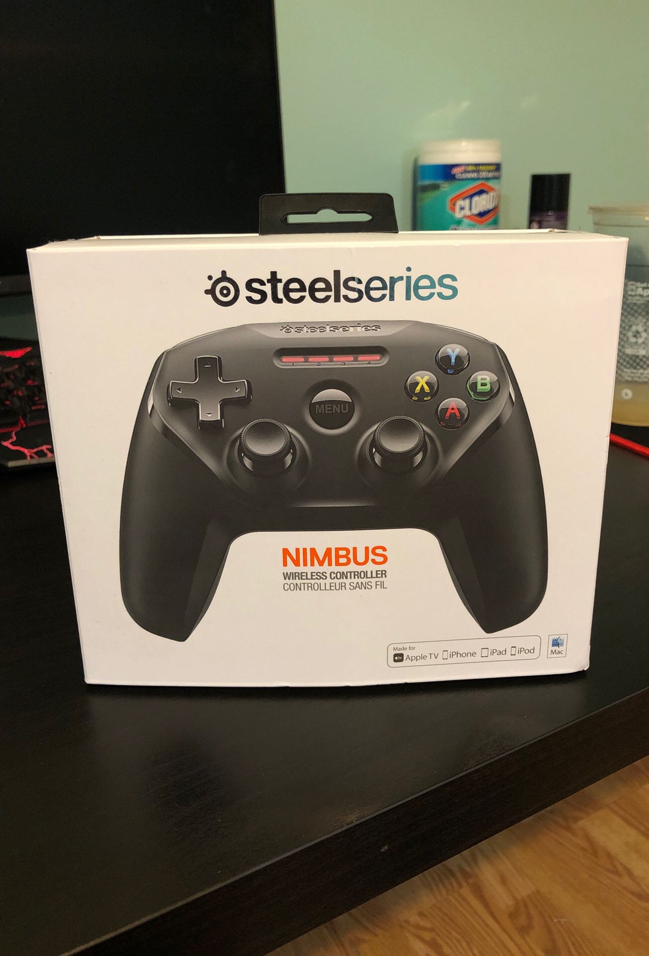 Steelseries nimbus Iphone controller can be used for Fortnite, 2k, etc