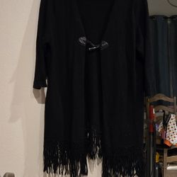Black Shaw Sweater With Fringe