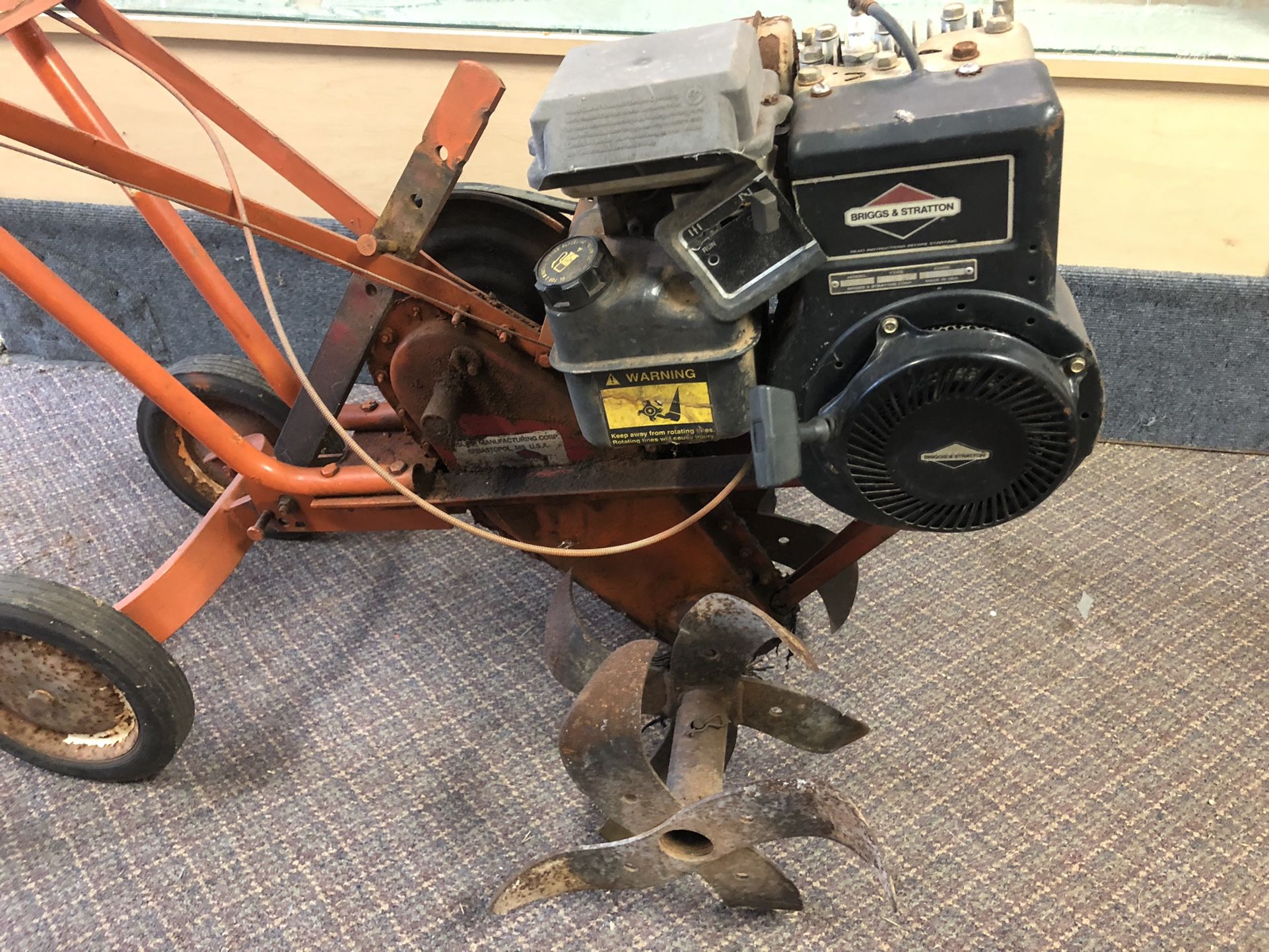 Gas Tiller Garden Tiller Red Max Tiller Yard Tiller Briggs and Stratton