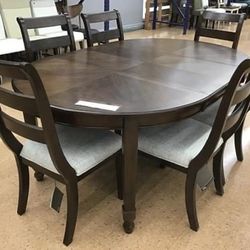 Adinton Reddish Brown Dining Room Set /Dining table and Chairs 
