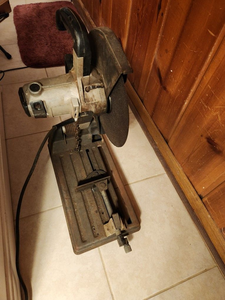 Black & Decker Professional Heavy-Duty 14" Chop Saw #3934