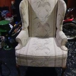 Antique wingback chair no stains non-smoking environment fantail wooden legs