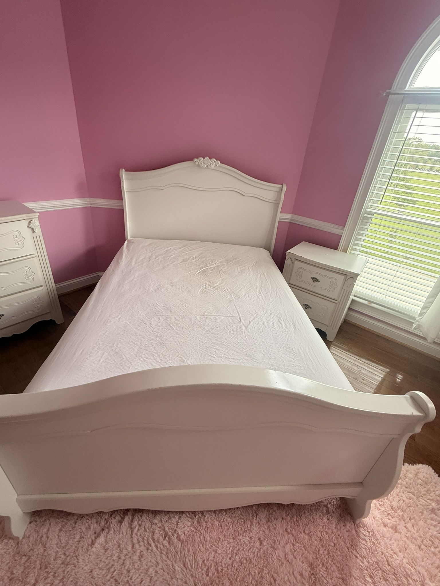 White Bedroom 