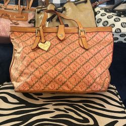 Dooney & Bourke