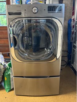 LG Dryer with Pedestal