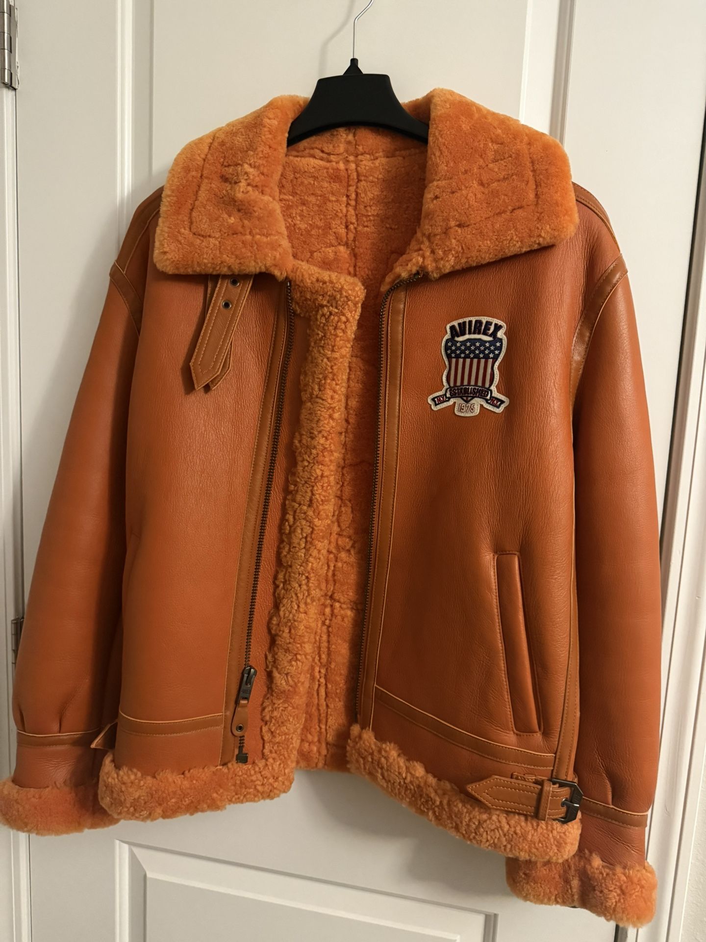 Men’s Avirez Jacket Size Small