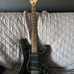 Black (MIM) Fender Stratocaster 