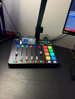Rode RodeCaster Pro II Podcast Mixer