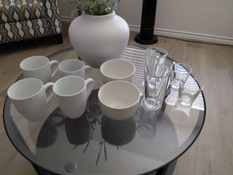 10 PC GLASSWARE