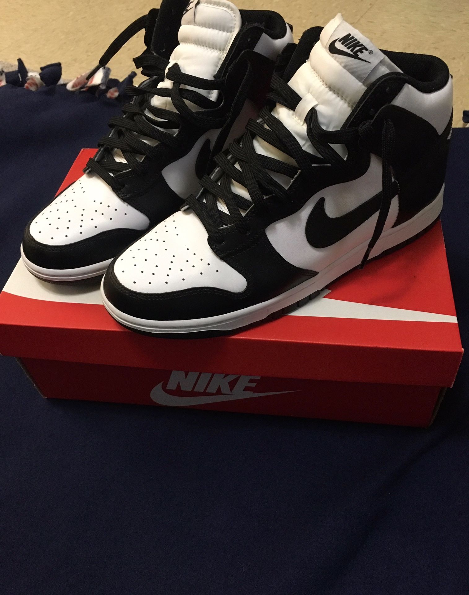 Nike Dunk High Retro