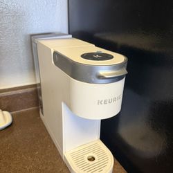 white Keurig 