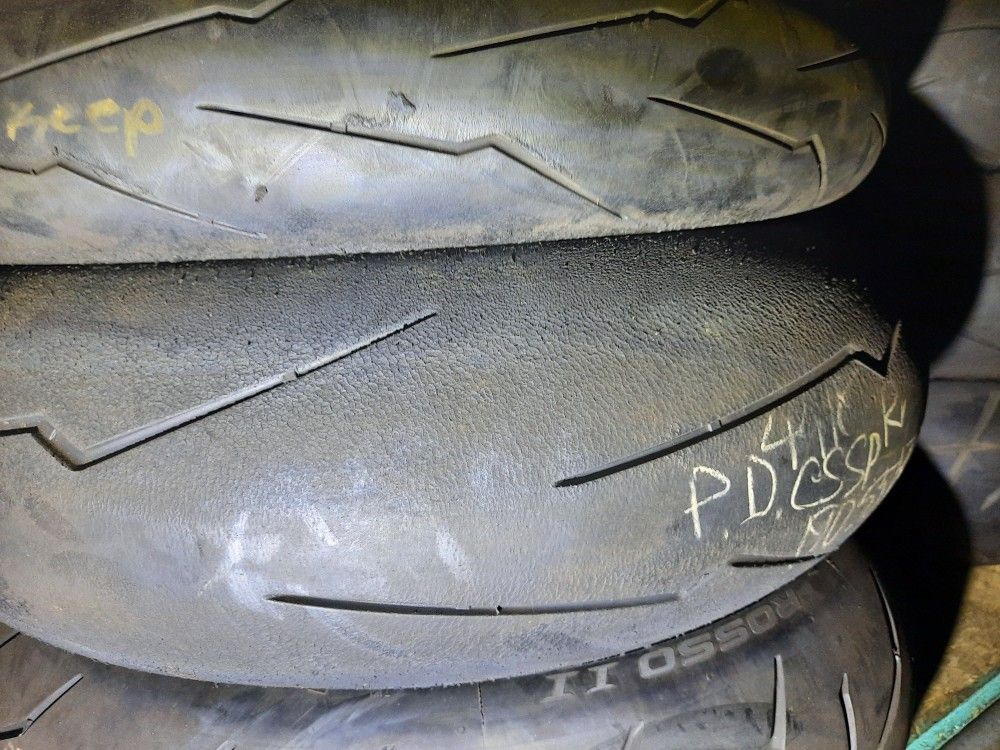 R 190 55 17 F 120 70 17 Pirelli Diablo SuperCorsa SP V3 Sportbike Superbike Tires 