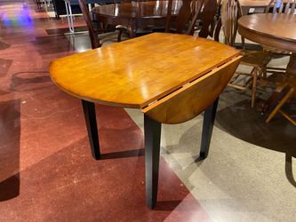 Round Double Drop Leaf Dining Table