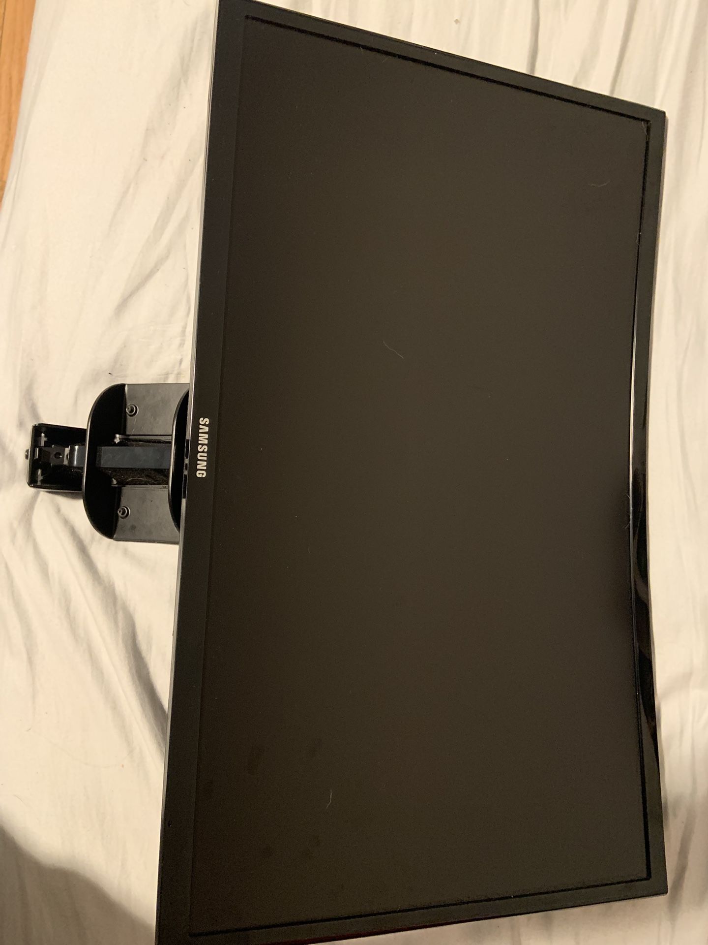 27’ 1080p Curved Gaming Monitor