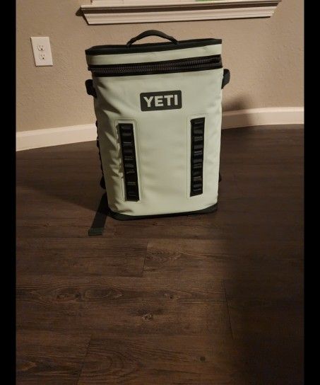 Yeti Backflip24