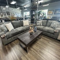 2-piece American Made Sofa & Loveseat Set 