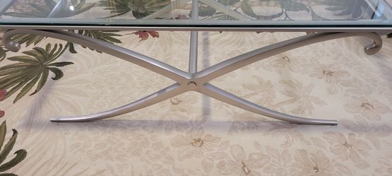 Cocktail Table Glass & Steel