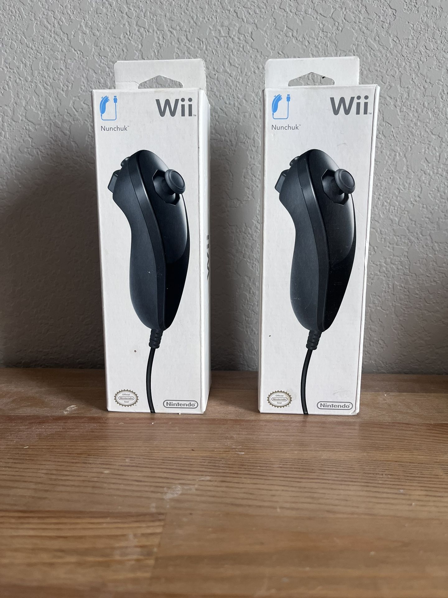 2 Official Nintendo Wii Nunchucks â New in Box â OEM Black Pair