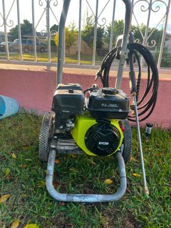 Store Map
RYOBI
2900 PSI 2.5 GPM Cold Water Gas Pressure Washer with 212cc Carb Compliant
Engine