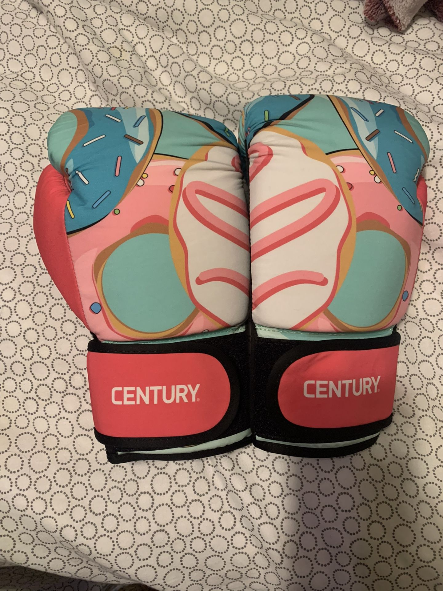 Womens Century Boxing Gloves 