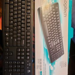 Logitech K150 Keyboard