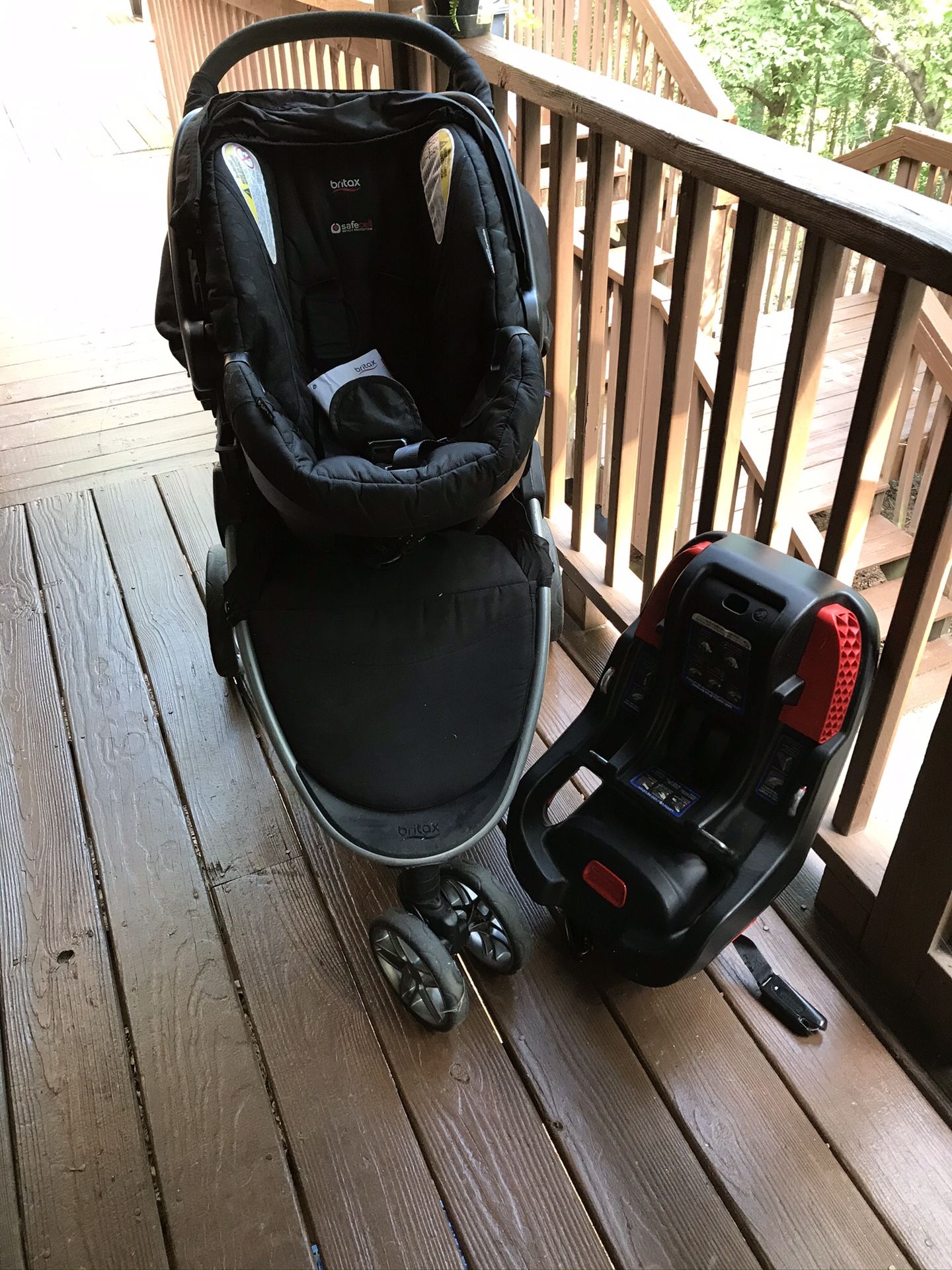 Britax infant seat, base, and stroller