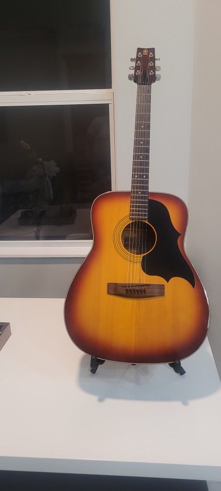 Vintage Guitar
