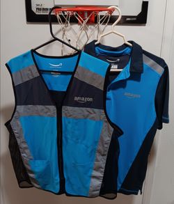 Unisex Amazon Luly Yang vest full-zip jacket (M) w/ Shirt (M) both for $25