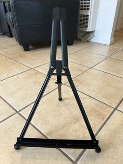 Tabletop Easel